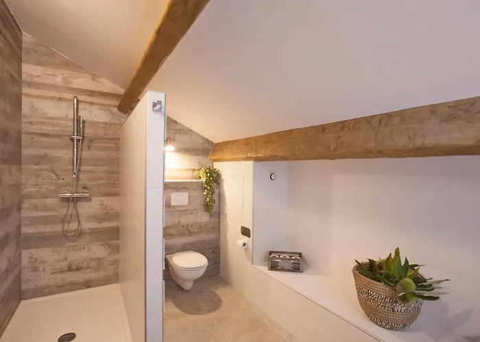 别墅 La Source 4 *