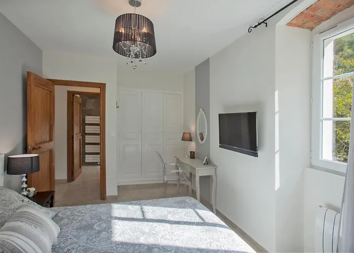 别墅 La Source 4 *